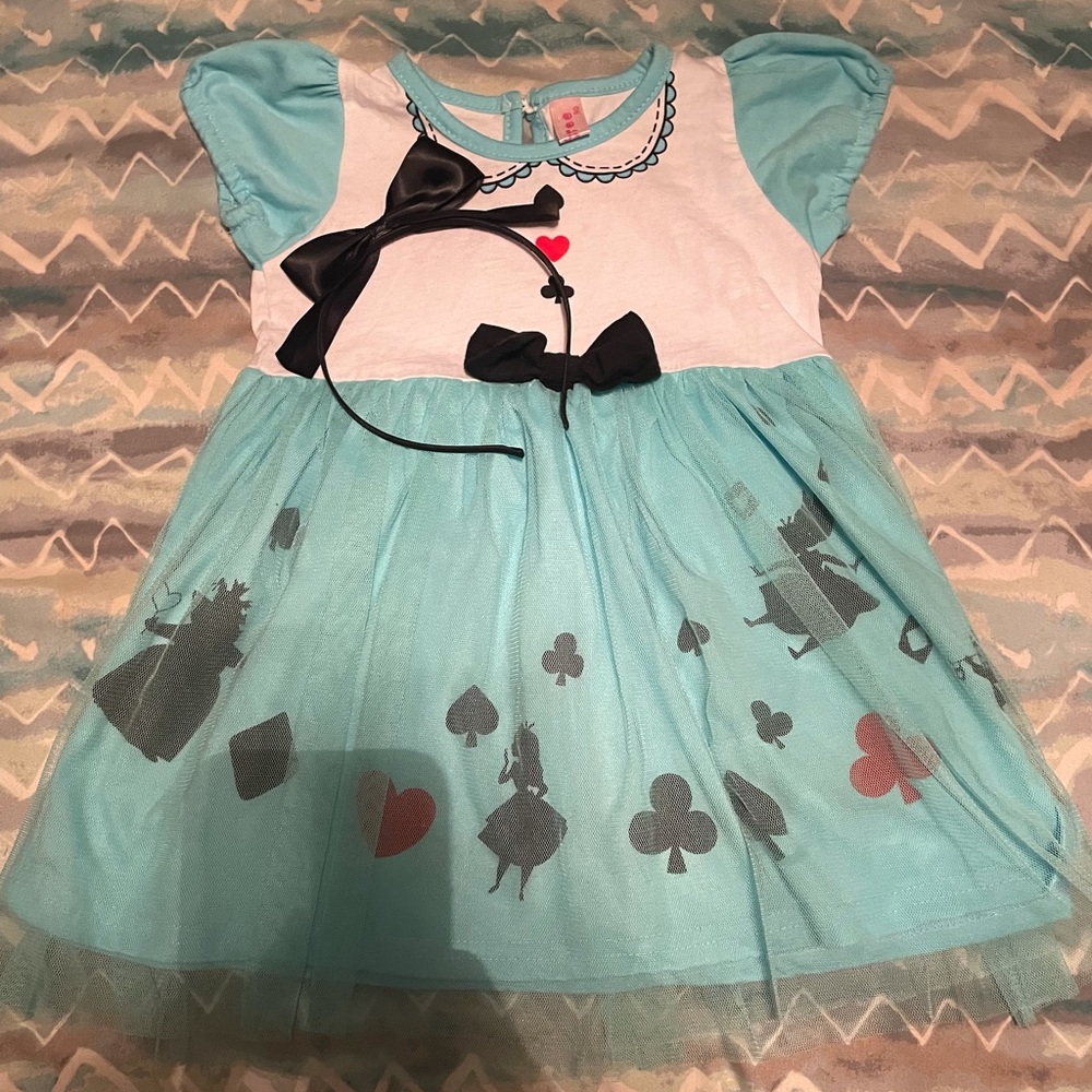 Alice in wonderland costume 12-24 months